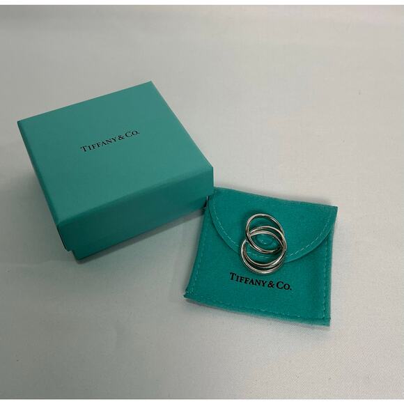 Tiffany & Co. Trinity Interlocking Silver 925 Ring - Picture 1 of 6